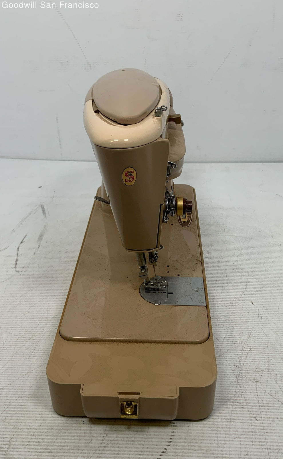 Vintage Singer 503A Household Sewing Machine Quilting Portable Beige