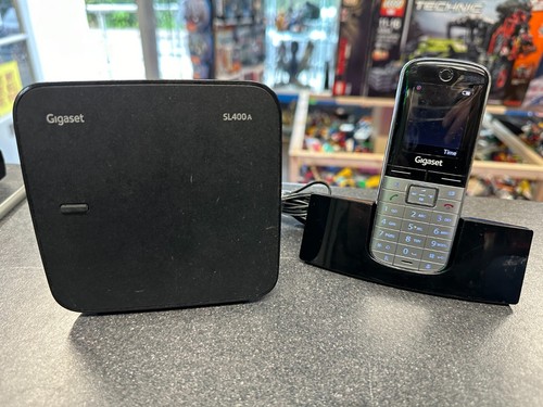 Gigaset SL400A Cordless Phone with Answering System