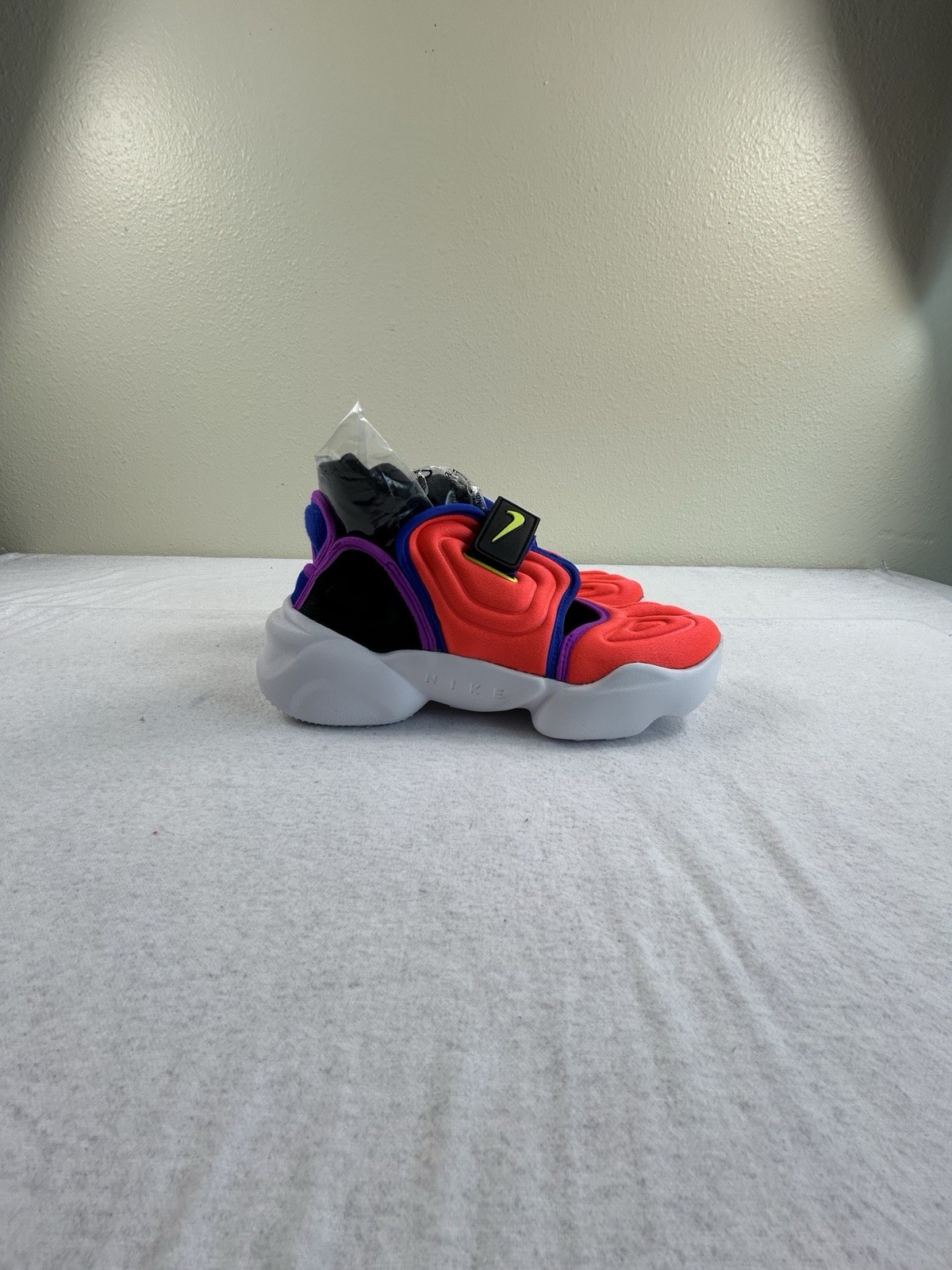 Picture 1 of 10