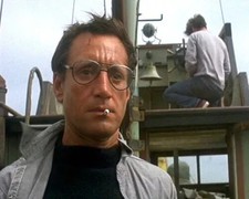 Roy Scheider Shocked At Shark Bigger Boat Scene Jaws 8x10 Picture Celebrity Prin