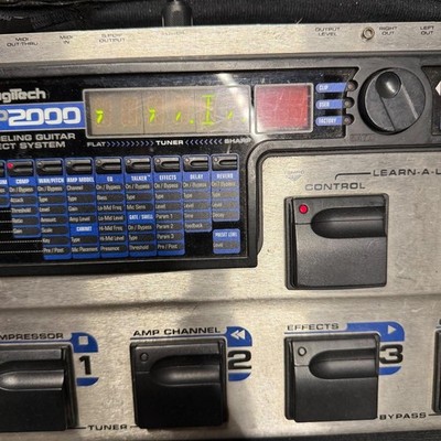 DigiTech RP2000 Guitar Digital Effects Processor w/ Power supply