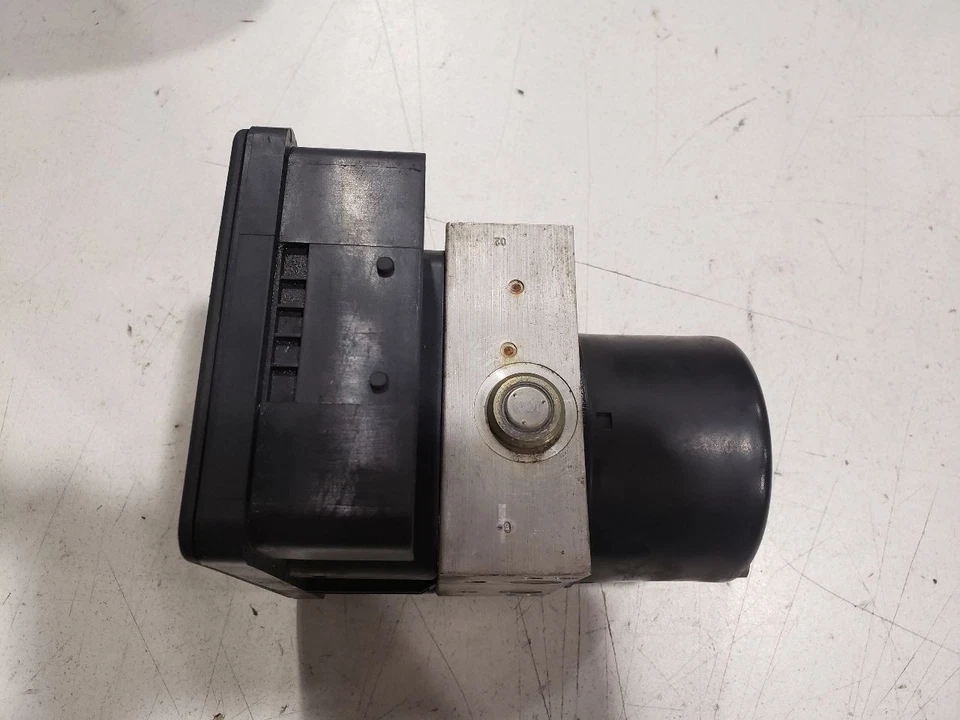 Sistema de frenos antibloqueo ABS - 2005 Mini Cooper S JCW - 02-08 OEM 6765286 Foto 4 de 4