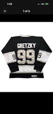 NWT’s LA Kings black Wayne Gretzky Men’s Jersey Size Large