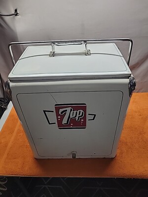 V Vintage 1950s Embossed 7up RED LOGO Metal Cooler & Progress Refrigerator Co(?)