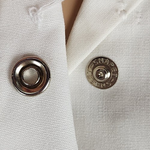Angelica Medical Lab Coat Size 32 White Snap Button Cuffs 2 Pockets Collared - Picture 4 of 5