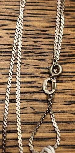 925 Silver And Clear Glass Pendant With Green Colored Frame Victorian Pendant - Picture 2 of 5