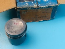 VW Audi 80 Passat B1 KS Piston Set 75.01 mm STD 92243600 NOS