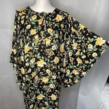 Bobeau Morna Ruffle Sleeve Boho Floral V Neck Yellow Black Dress midi size Large