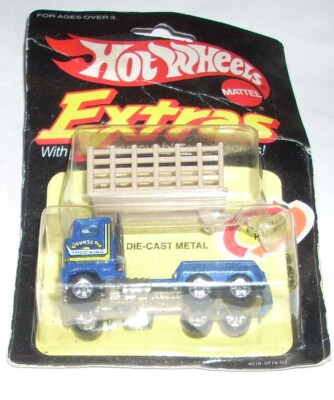 hotwheels EXTRAS  1983年 レア　トラック ビンテージ Vintage 1983 Hot Wheels Extras Ford Stake Bed Truck 4018 Blue MOC