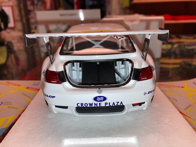 MINICHAMPS BMW M3 GT2 2010年モデル MINICHAMPS BMW M3 GT2 2010 Racing Car Model 1/18 Scale
