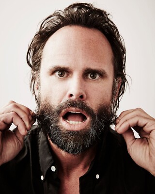 WALTON GOGGINS 8x10 PHOTO *