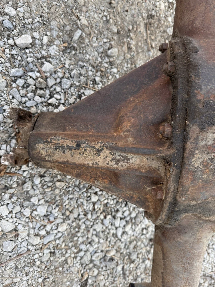 Chevy Corvette BelAir Impala 1955-1964 eje diferencial trasero tercer miembro Foto 4 de 4