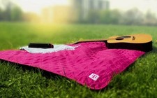 T MOBILE TUESDAY Outdoor Quilted Blanket, 2 Av, NEW - 20 off when you both 