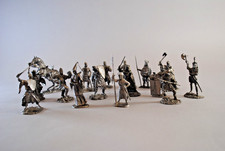 Großes Konvolut Ritter Zinnfiguren / Höhe 65 bis 85 mm / Gewicht 1928 Gr ( Z 1 )