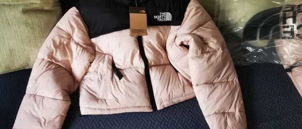 Chaqueta acolchada Trending North Face 700 rosa para mujer talla grande nueva con etiquetas Foto 4 de 4