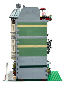 Lego Creator Green Grocer 10185 100% Complete Set w/ Original Box & Instructions