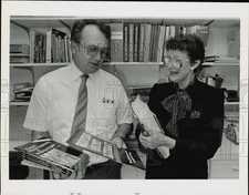 1985 Press Photo Raymond Feyes & Connie Riddle, of Literary Advance of Houston.