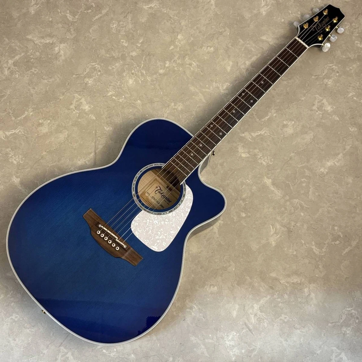 Guitarra Eléctrica Acústica Takamine PTU70CS Abeto Arce con Estuche Usado...