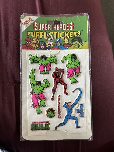 1979 MARVEL SUPER-HEROES 3-D Vinyl Puffi Stickers HULK Daredevil Mr Fantastic