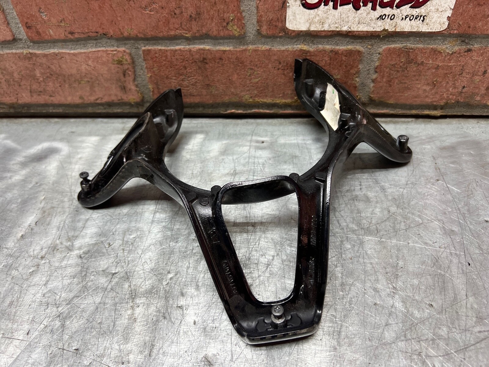 MCLAREN 650S MP4-12C CARBON FIBER STEERING WHEEL TRIM OEM 11N2228CP