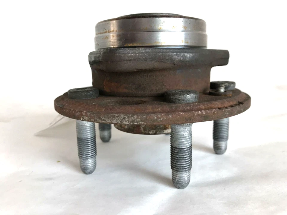 2014 - 2019 CHEVROLET IMPALA заднее колесо ступицы подшипник пассажира справа 2,5 л RH - Изображение 2 из 4