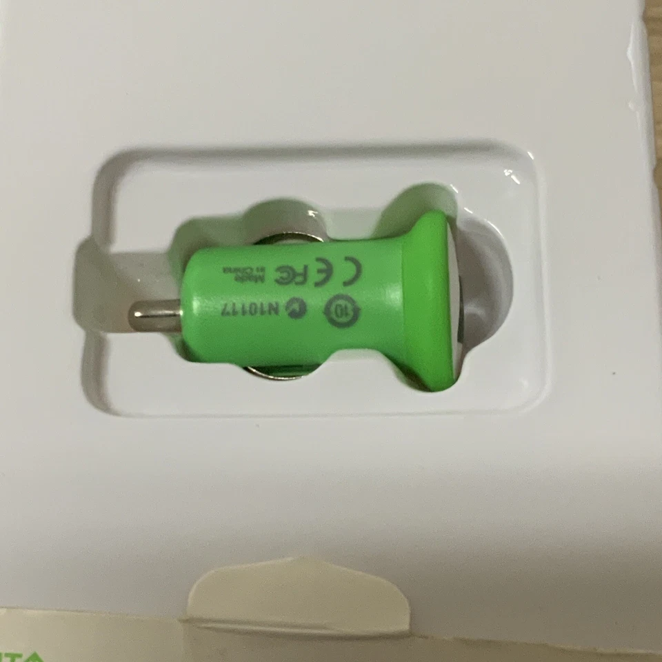 📀 Cargador de coche Belkin MIXIT para iPod/iPhone Foto 2 de 3