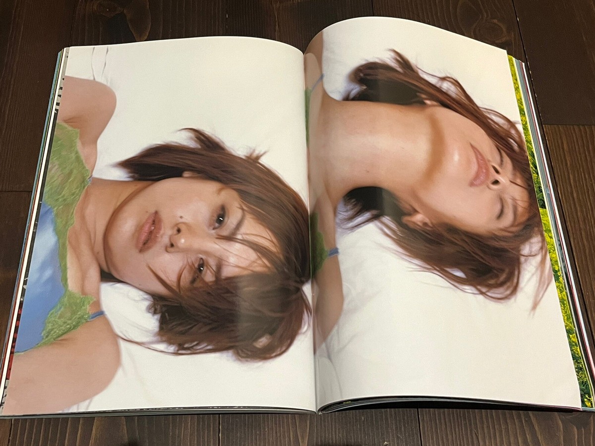 NOBUYOSHI ARAKI MONTHLY GEKKAN TAMAO SATO JAPANESE PHOTO BOOK 2004