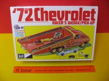 2021 MPC RETRO DELUXE '72 CHEVROLET RACER'S WEDGE PICK-UP TRUCK 2 IN 1  + TOOLS