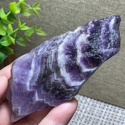 beautiful dreamy amethyst stone Rough gemstone specimen mineral  103g AM25
