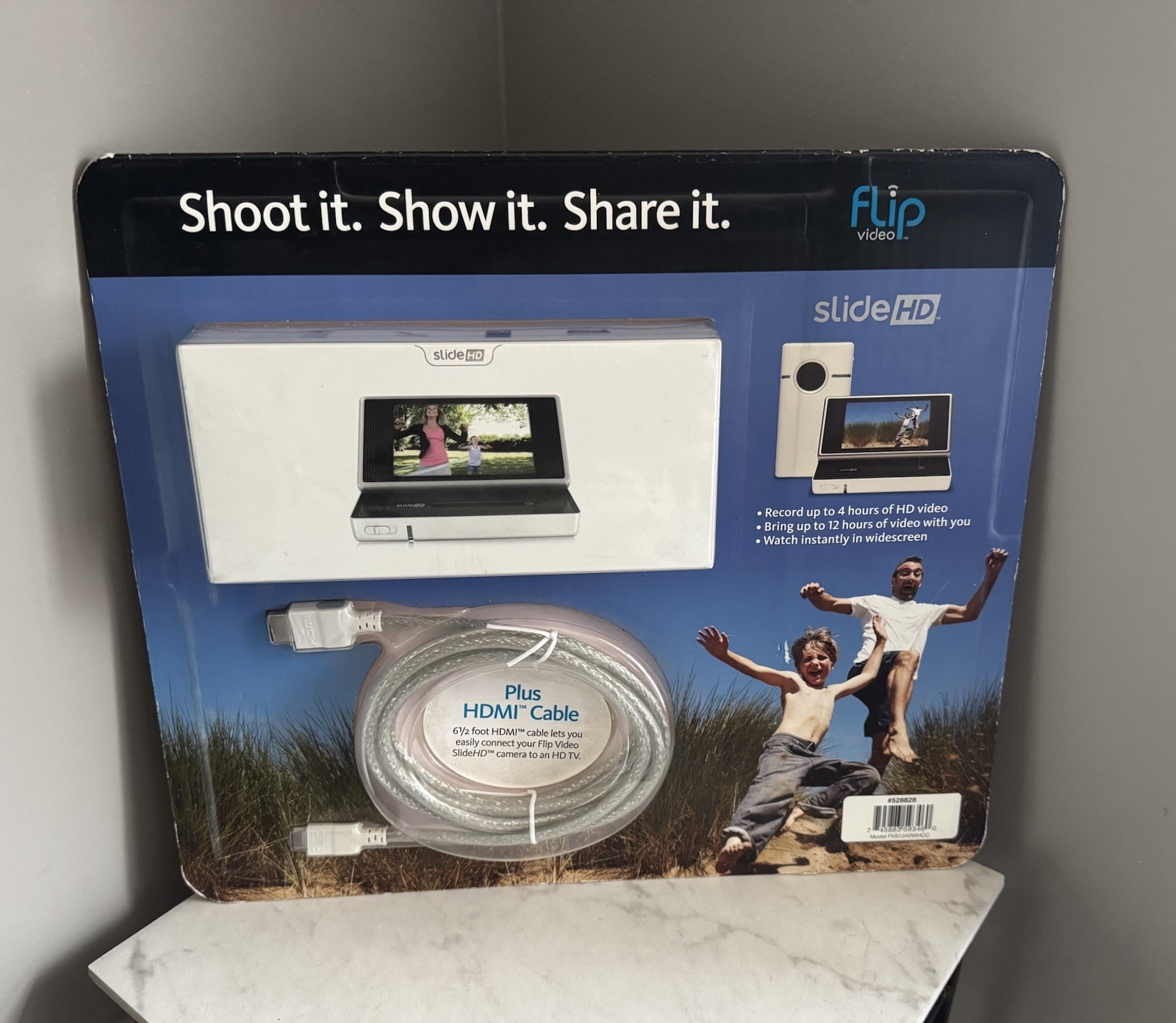 Flip Video Slide HD S1240W 16GB White/Silver USB Videocam Po