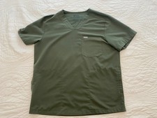 FIGS Men's Large Scrub Set Green