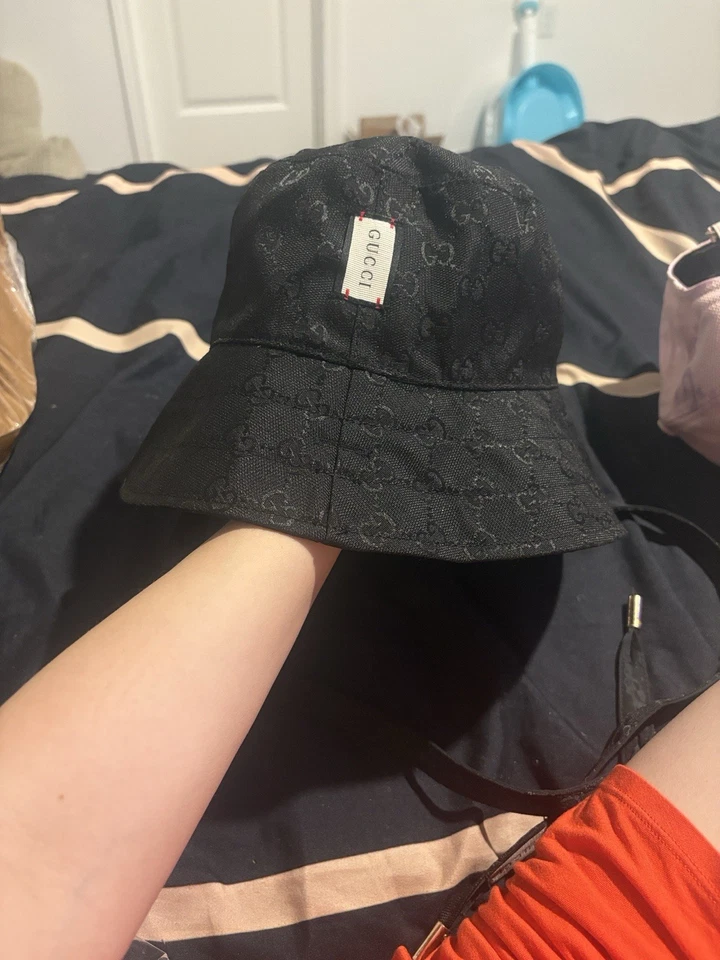 Burberry Jacket+ Black GG Monogram Bucket Hat - Image 3 of 4