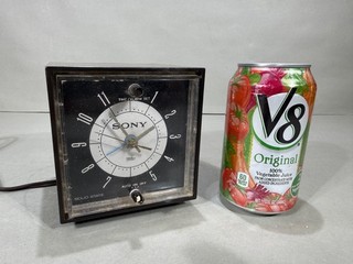 Vintage 1960s Sony 6RC 23 AM FM 6 Transistor Woodgrain Cube Clock Radio