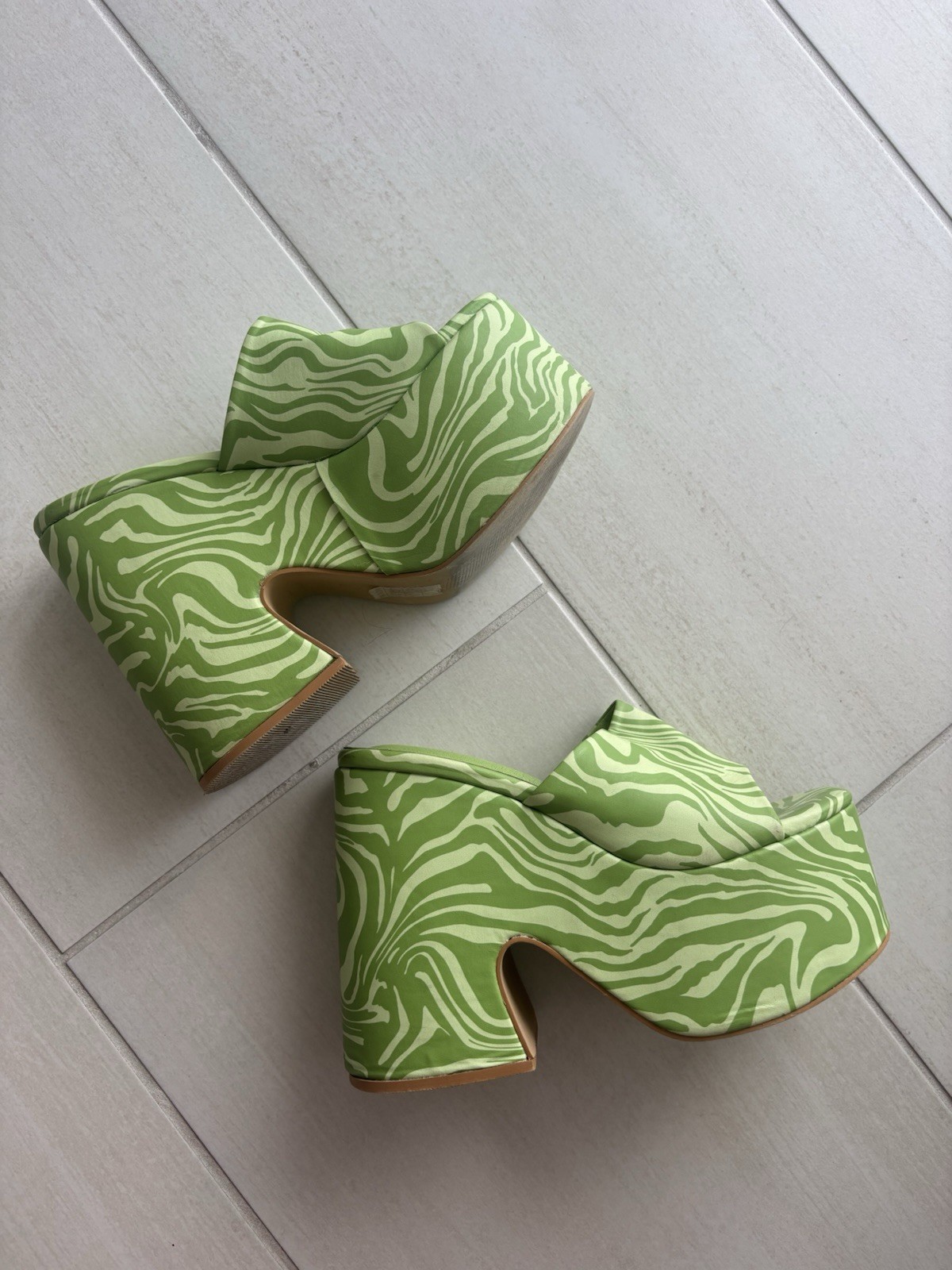 Daisy Street Green Patterned Platform Wedges Wome… - image 2