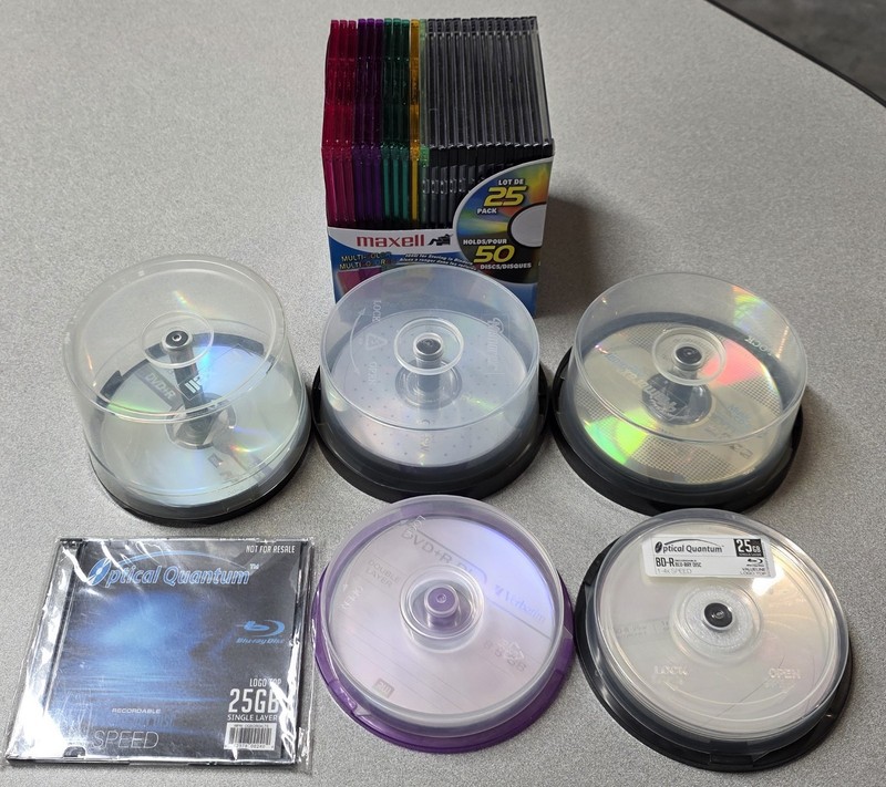Lot of  Writable & Rewritable Disc Blueray CD DVD DVD+R BD-R CD-R CD-RW