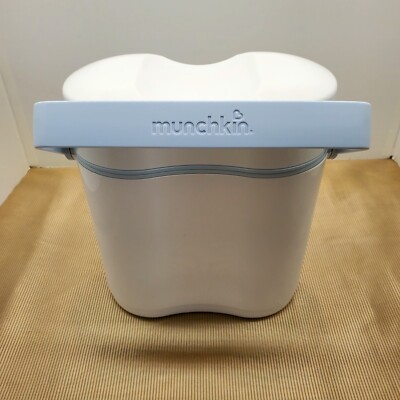 Munchkin Night and Day Baby Bottle Cooler/Caddy