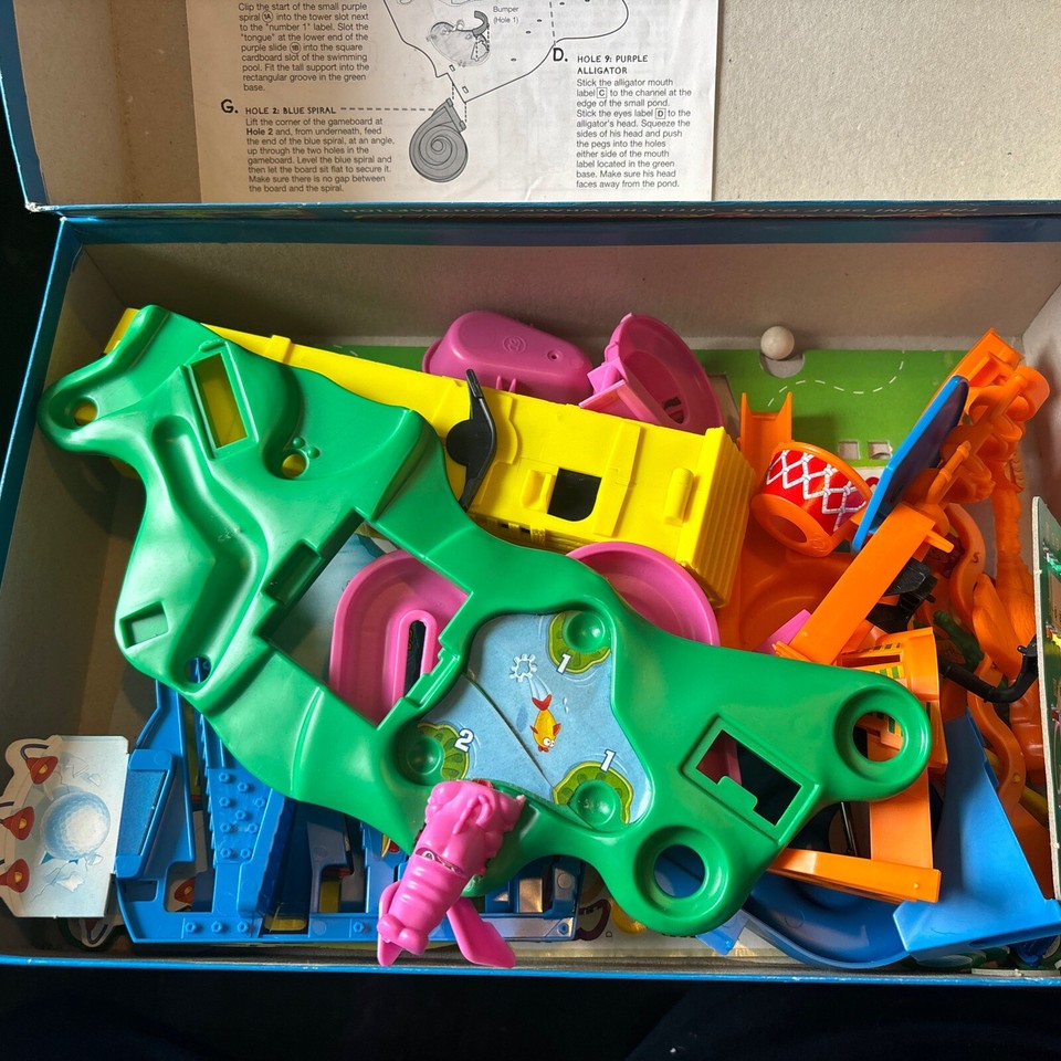 Crazy Golf Machine Board Game 1995 Waddingtons Boxed with Instructions