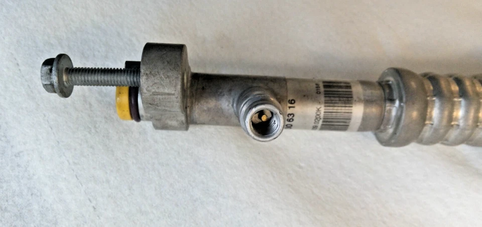 OEM MERCEDES BENZ S550 SL550 W221 07-09 AC AIR COMPRESSOR SUCTION HOSE LINE PIPE - Image 2 of 4