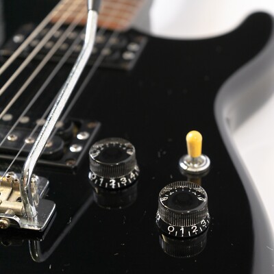 YAMAHA ヤマハ STH 400R ジャパン ヴィンテージ Mid 90s Yamaha STH-400R Super Strat Black w/ Hardshell Case
