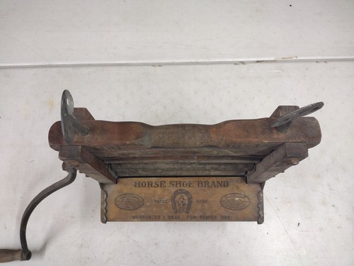 Antique Rival Horse Shoe Brand American Wringer Co. Wood Crank Wringer 1924 Patd - Picture 11 of 19