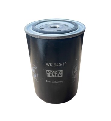 MANN FILTER WK 940/19 (HAS 2 SMALL DENTS) **SALE**
