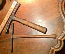 outils anciens,old tool,beau lot de 2 rares marteaux de malletier XVIIII eme...