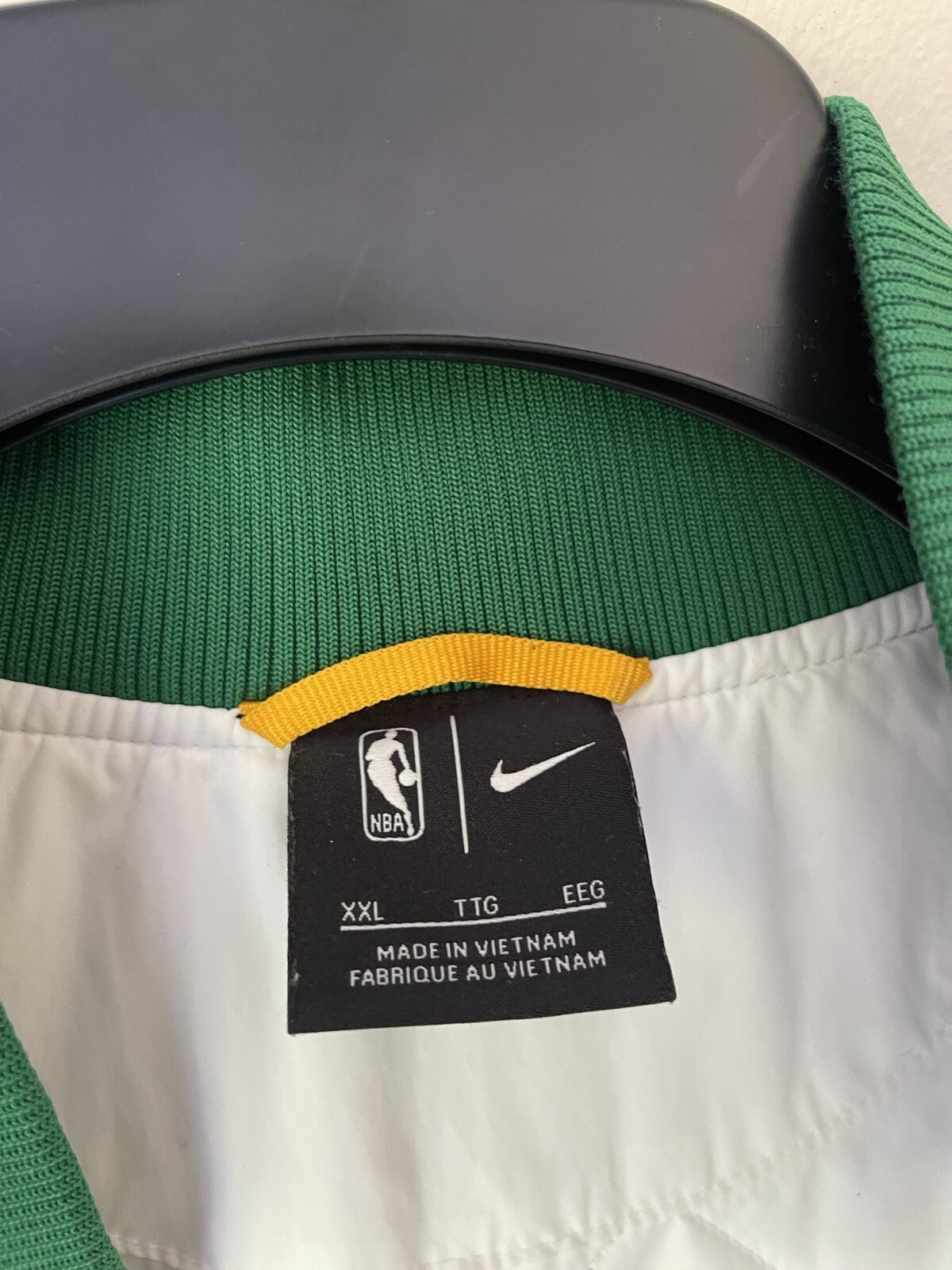 SACAI X NIKE Giacca Nike NBA Boston Celtics Courtside Varsity bianco verde taglia XXL