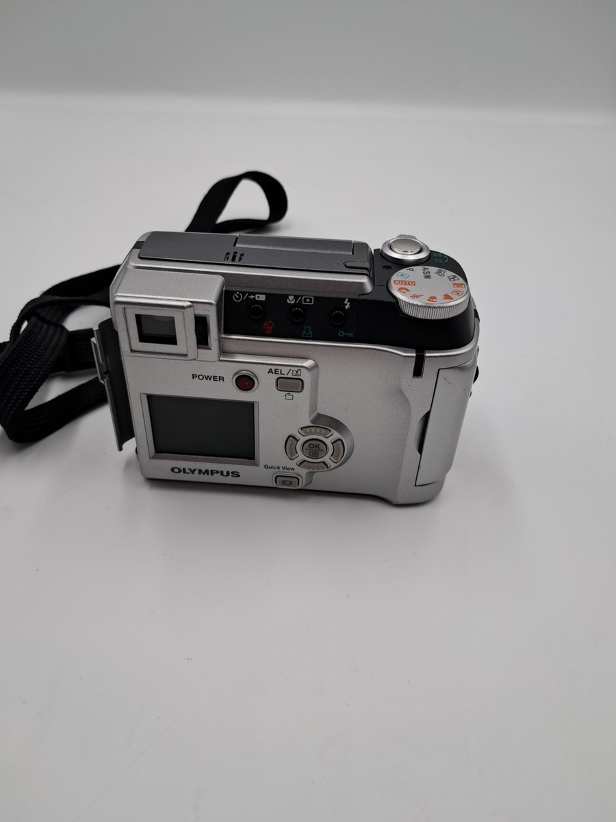 Olympus CAMEDIA C-730 Ultra Zoom 3.2MP Digital Camera - Metallic