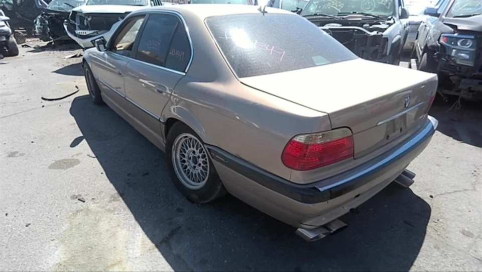 Carrier Excluding Sport 2.93 Ratio Fits 00-01 BMW 740i 30516105 - Image 4 of 4