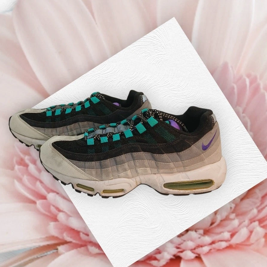 Nike Air Max 95 Alternate Grape for Sale | Authenticity Guaranteed