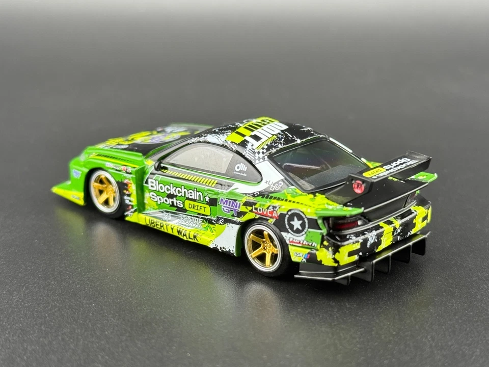 Mini GT Nissan LB-Super Silhouette S15 SILVIA #555 V2 2024 Formula D1 #823 1/64 Foto 4 de 4