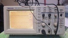 Oscilloscopio Digitale Tektronix TDS 220 - 100MHz 1GS/s usato