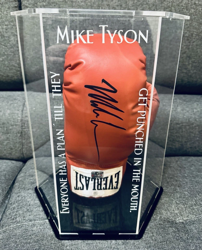 Mike Tyson signierter Everlast Boxhandschuh / Vitrine / JSA Fiterman Sports - Bild 2 von 4