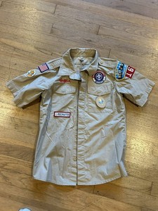 Boy Scouts of America BSA Youth Shirt Tan Medium with Patches Short Sleeve